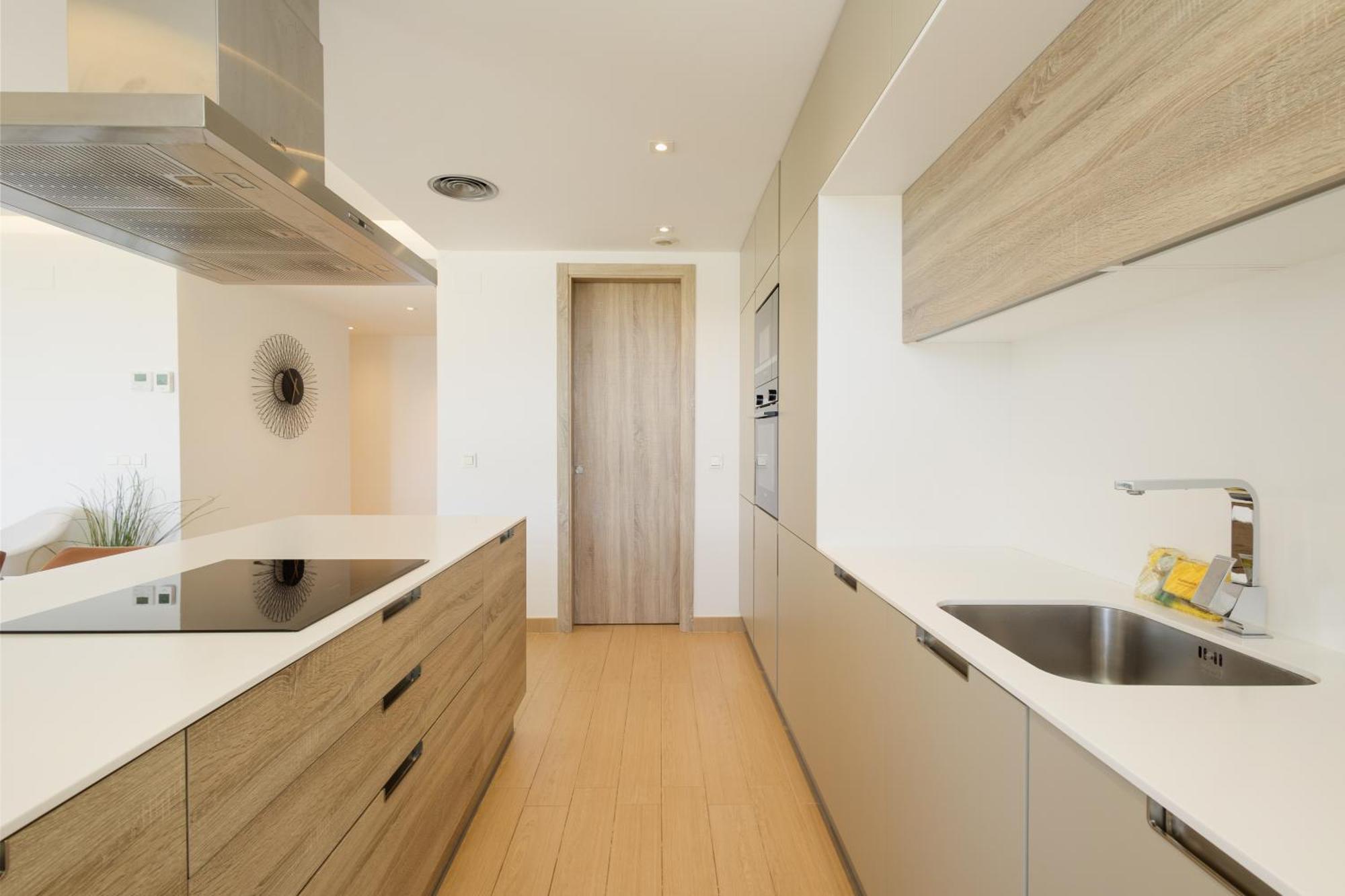 Modern Apartment, With Large Private Terrace And Panoramic Sea Views, In Benahavís Zewnętrze zdjęcie